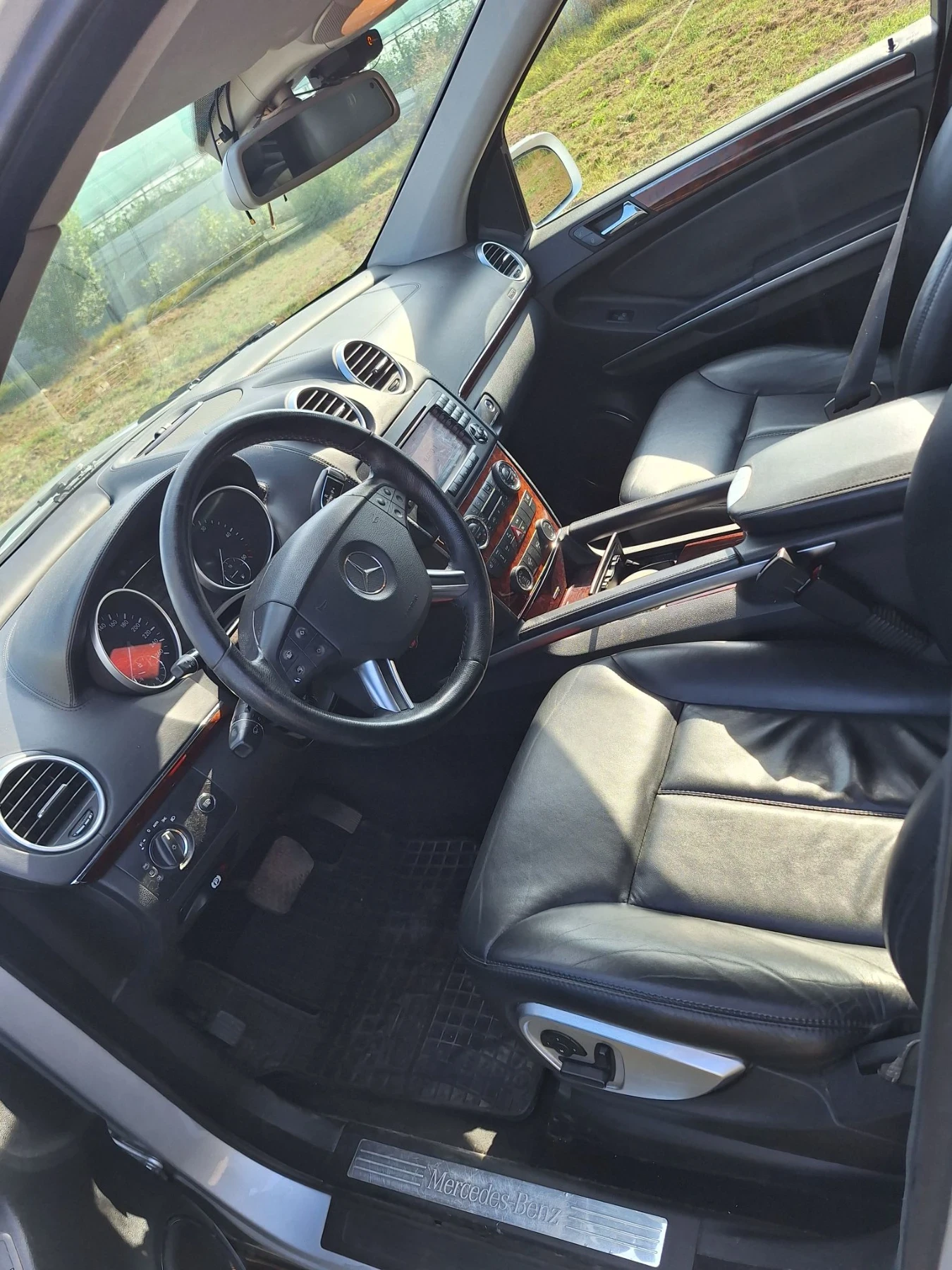 Mercedes-Benz GL 320 CDI, снимка 6 - Автомобили и джипове - 56068506
