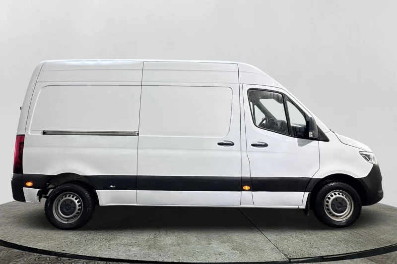 Mercedes-Benz Sprinter 211, снимка 4 - Бусове и автобуси - 48408323