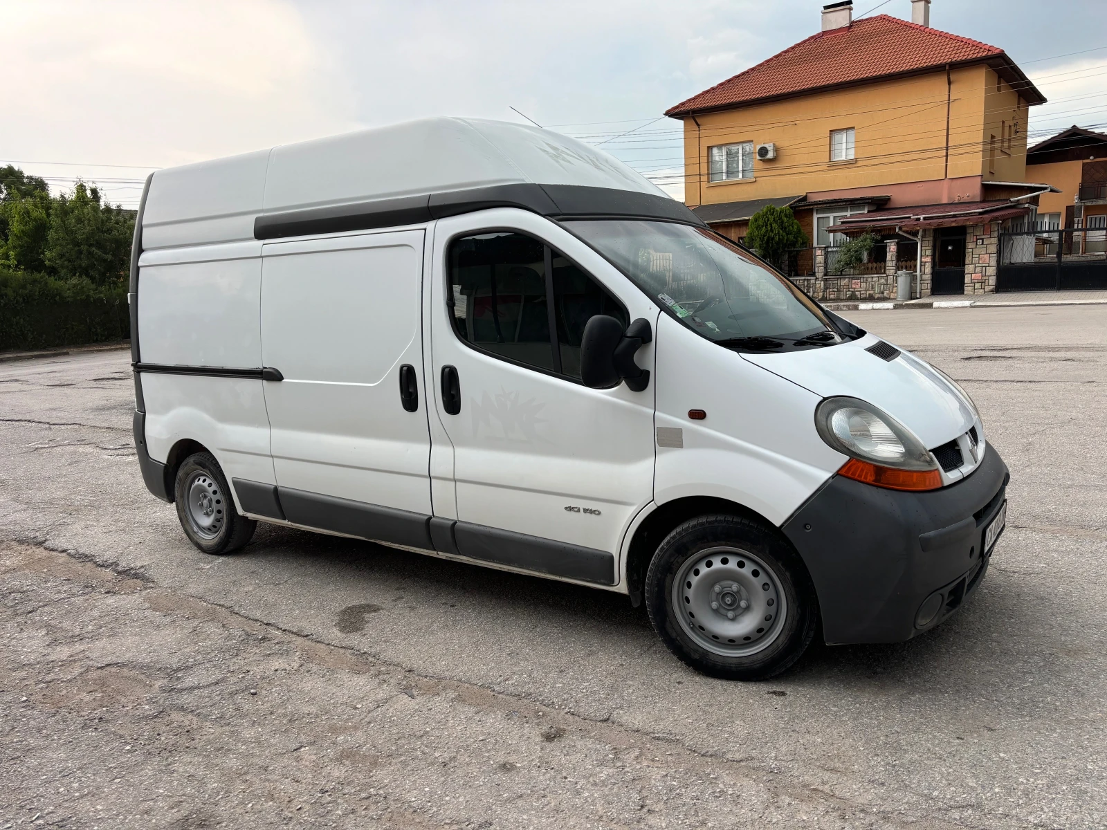 Renault Trafic 2.5DCI - изображение 3