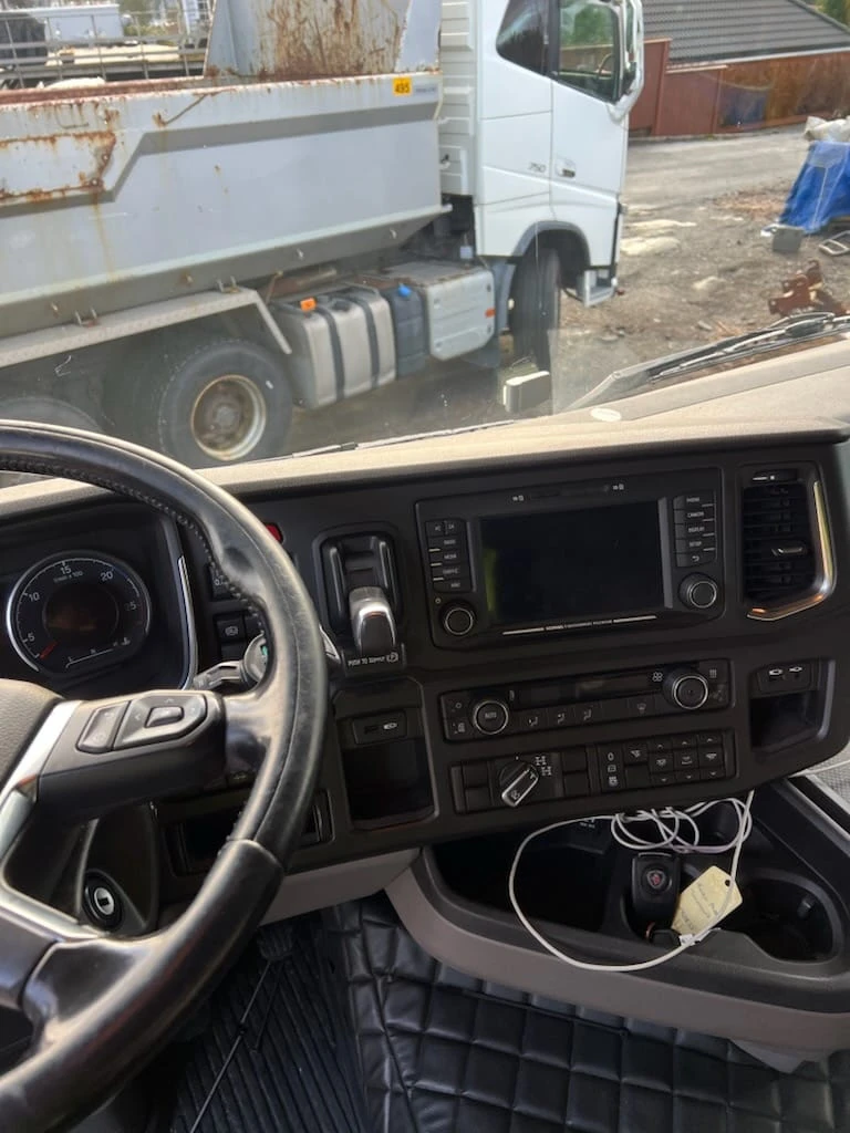 Scania R 500 8X4, снимка 7 - Камиони - 48983351