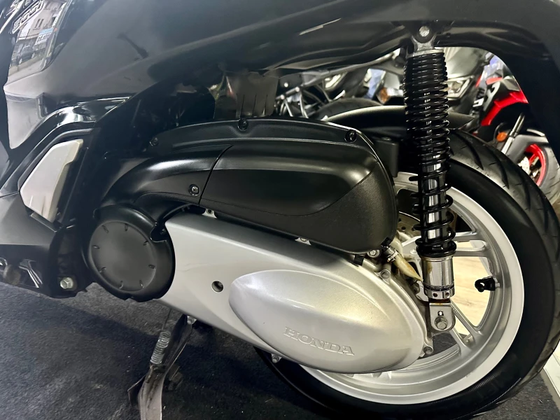 Honda Sh 300i ABS/LED 07.2015г., снимка 11 - Мотоциклети и мототехника - 52565738