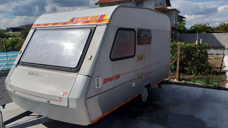 Каравана Beyerland B-380, снимка 6 - Каравани и кемпери - 52371632