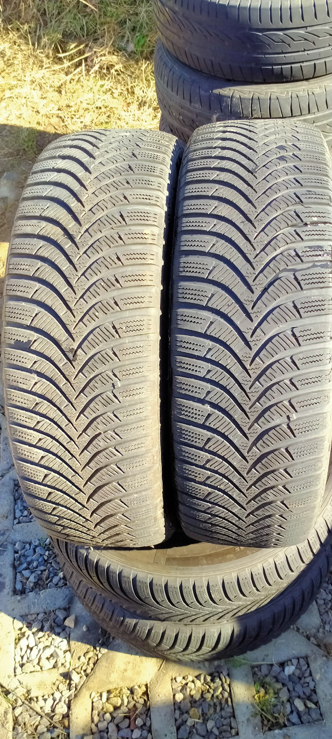 ���� 215/65R16 | Mobile.bg � ����������� 2