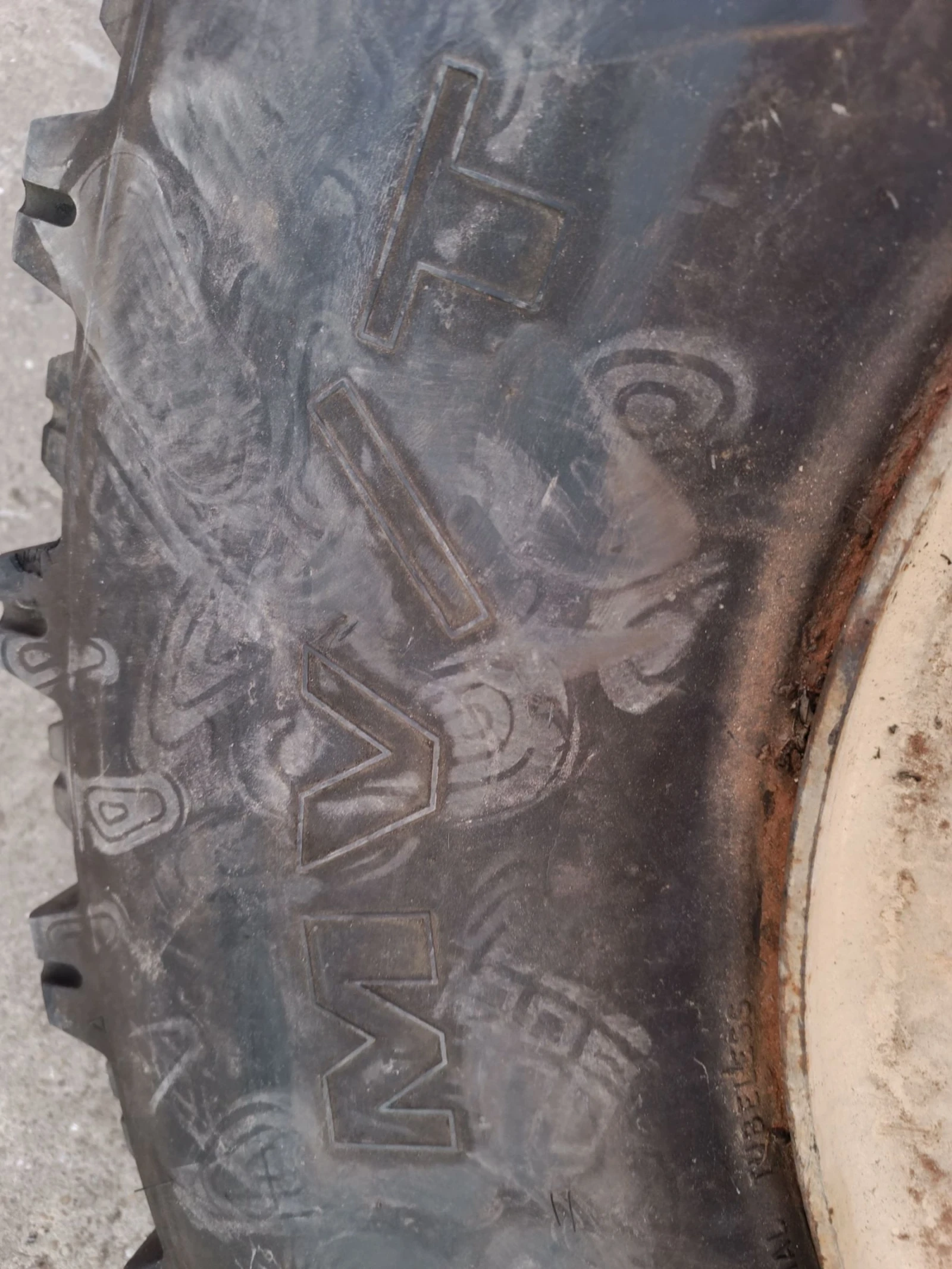    395/85R20  Mercedes-Benz | Mobile.bg   4