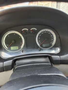 VW Bora 1.9TDI 101кс - 1150 € / 2249.20 лв. - 33894513 6