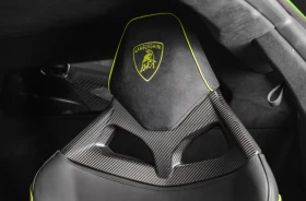Lamborghini Revuelto 6.5 V12 HPEV / CERAMIC / CARBON / LIFT / SONUS / - 500980 € / 979831.71 лв. - 28989984 11