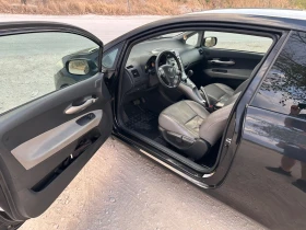 Toyota Auris - 4200 € - 15125438 8