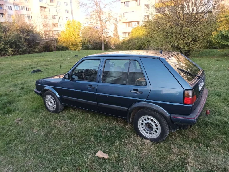 VW Golf, снимка 4 - Автомобили и джипове - 48088746