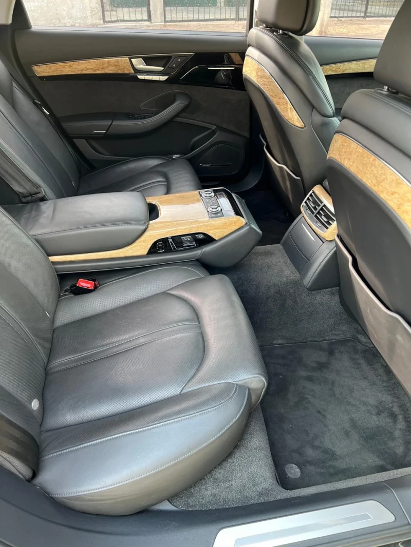Audi A8 L 3.0 DIESEL, снимка 10 - Автомобили и джипове - 52421296