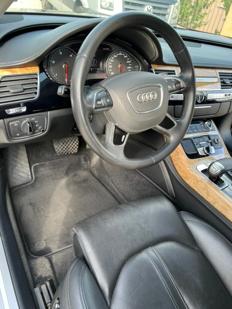 Audi A8 L 3.0 DIESEL, снимка 12 - Автомобили и джипове - 52421296
