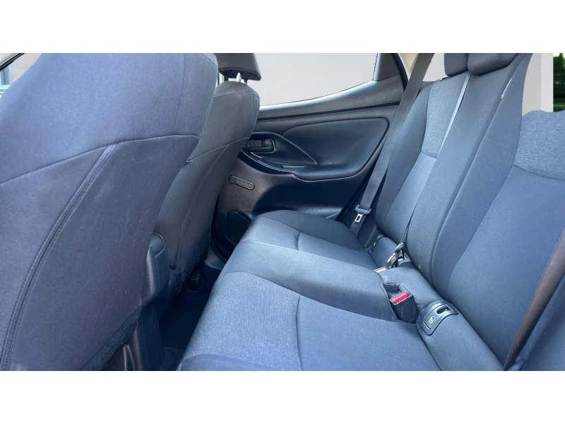 Toyota Yaris Месечна вноска от 326 лв., снимка 11 - Автомобили и джипове - 52130643