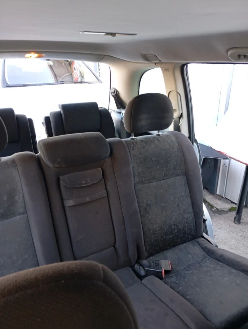 Opel Zafira 1.8, снимка 15 - Автомобили и джипове - 52174613