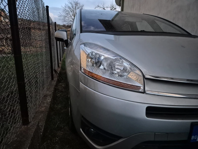 Citroen Grand C4 Picasso, снимка 3 - Автомобили и джипове - 52519288