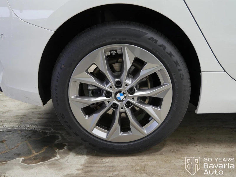 BMW 120 i Steptronic, снимка 12 - Автомобили и джипове - 52727776