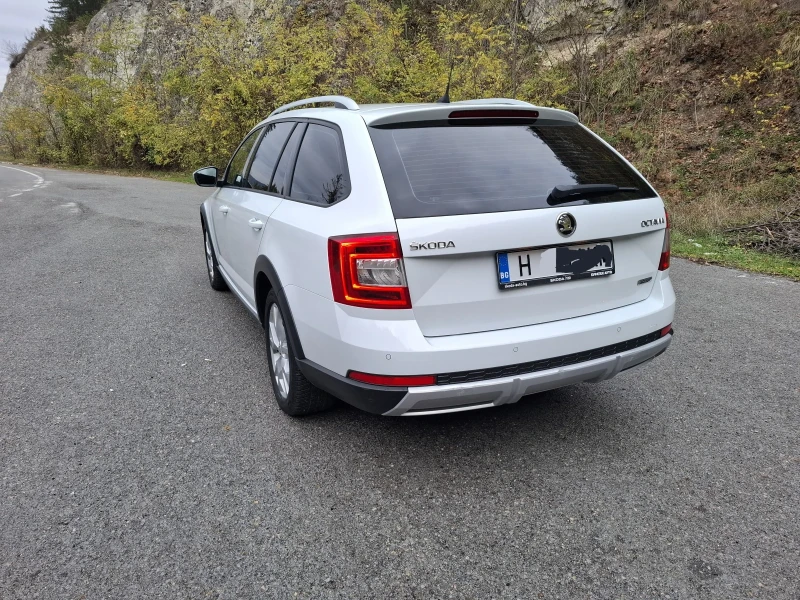 Skoda Octavia 2.0 TDI , снимка 4 - Автомобили и джипове - 52801091