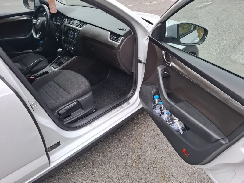 Skoda Octavia 2.0 TDI , снимка 8 - Автомобили и джипове - 52801091