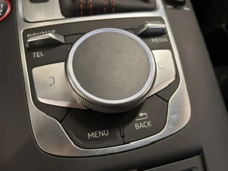 Audi Rs3 2.5 TFSI QUATTRO PANO VIRTUAL COCKPIT CAM БЕЗ ТЪРГ, снимка 14 - Автомобили и джипове - 52894597