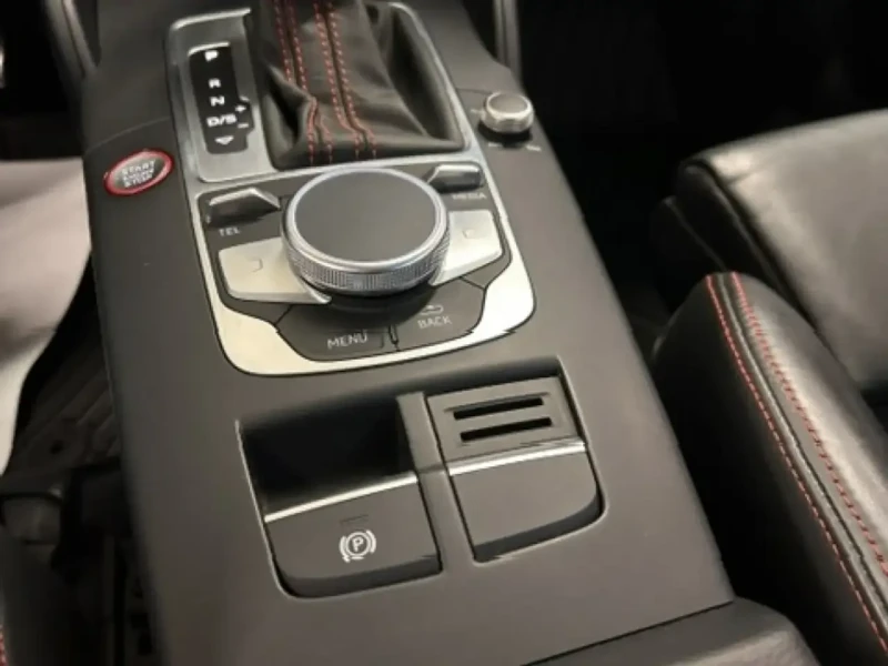 Audi Rs3 2.5 TFSI QUATTRO PANO VIRTUAL COCKPIT CAM БЕЗ ТЪРГ, снимка 13 - Автомобили и джипове - 52894597