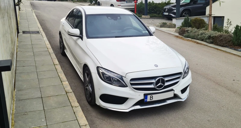 Mercedes-Benz C 220 Всички екстри за моидела, снимка 2 - Автомобили и джипове - 52913473