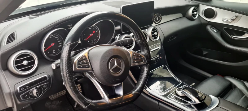 Mercedes-Benz C 220 Всички екстри за моидела, снимка 9 - Автомобили и джипове - 52913473
