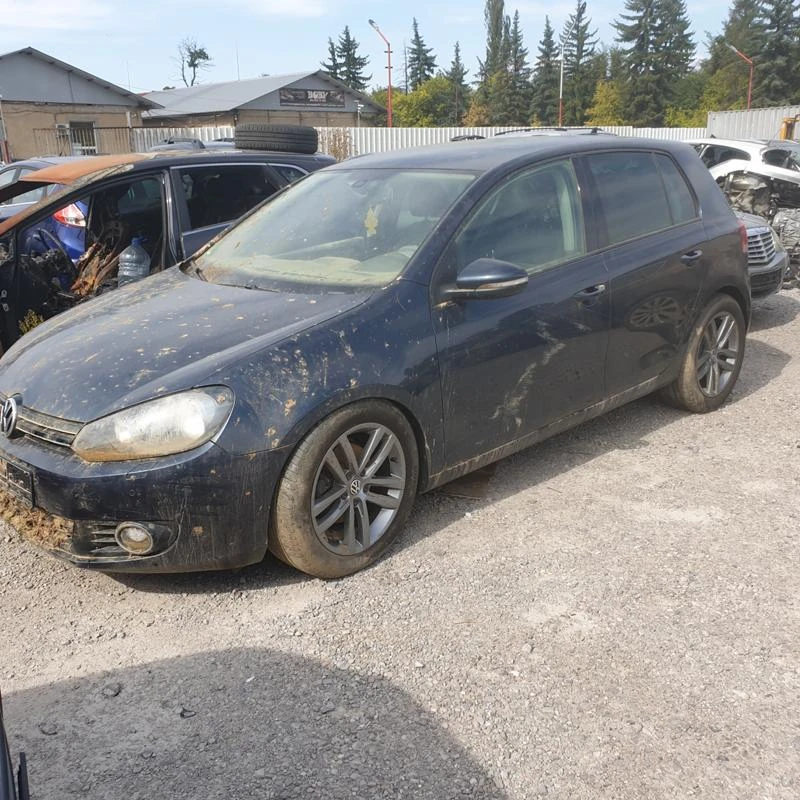 VW Golf 1.4 TSI, снимка 2 - Автомобили и джипове - 34109067