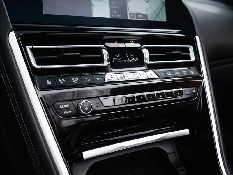 BMW 840 d xDrive, снимка 17 - Автомобили и джипове - 49678139