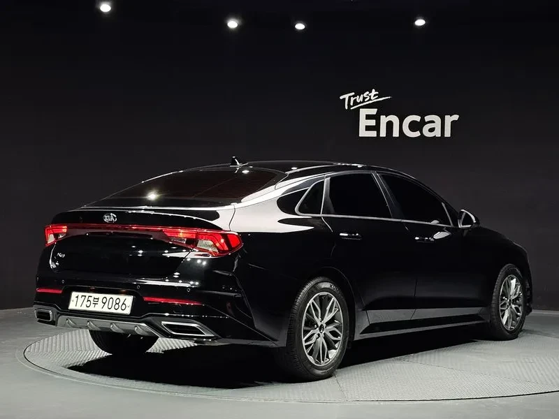 Kia K5 2.0 - САМО 30% АВАНС, снимка 2 - Автомобили и джипове - 55734818