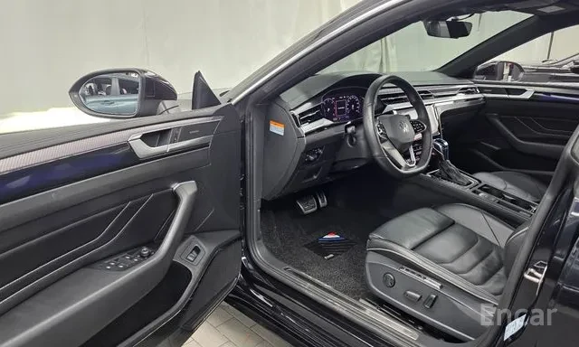 VW Arteon 2.0 TDI R-Line 4Motion* 360 камери* HUD* Люк, снимка 10 - Автомобили и джипове - 56688071