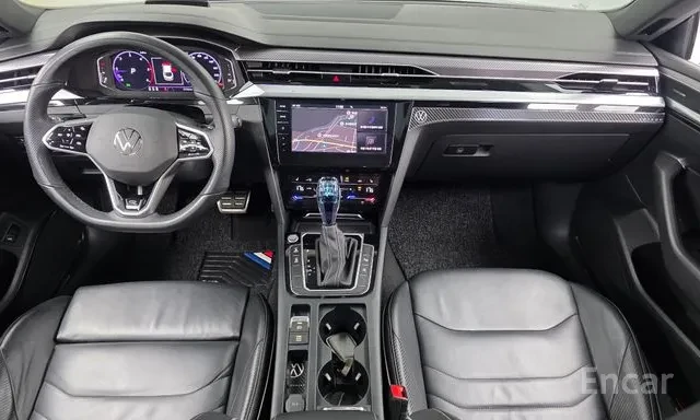 VW Arteon 2.0 TDI R-Line 4Motion* 360 камери* HUD* Люк, снимка 7 - Автомобили и джипове - 56688071