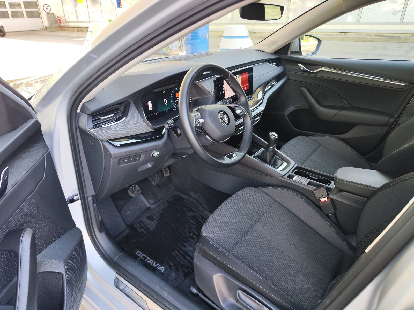 Skoda Octavia 1.5 TSI, Edition,  | Mobile.bg   11