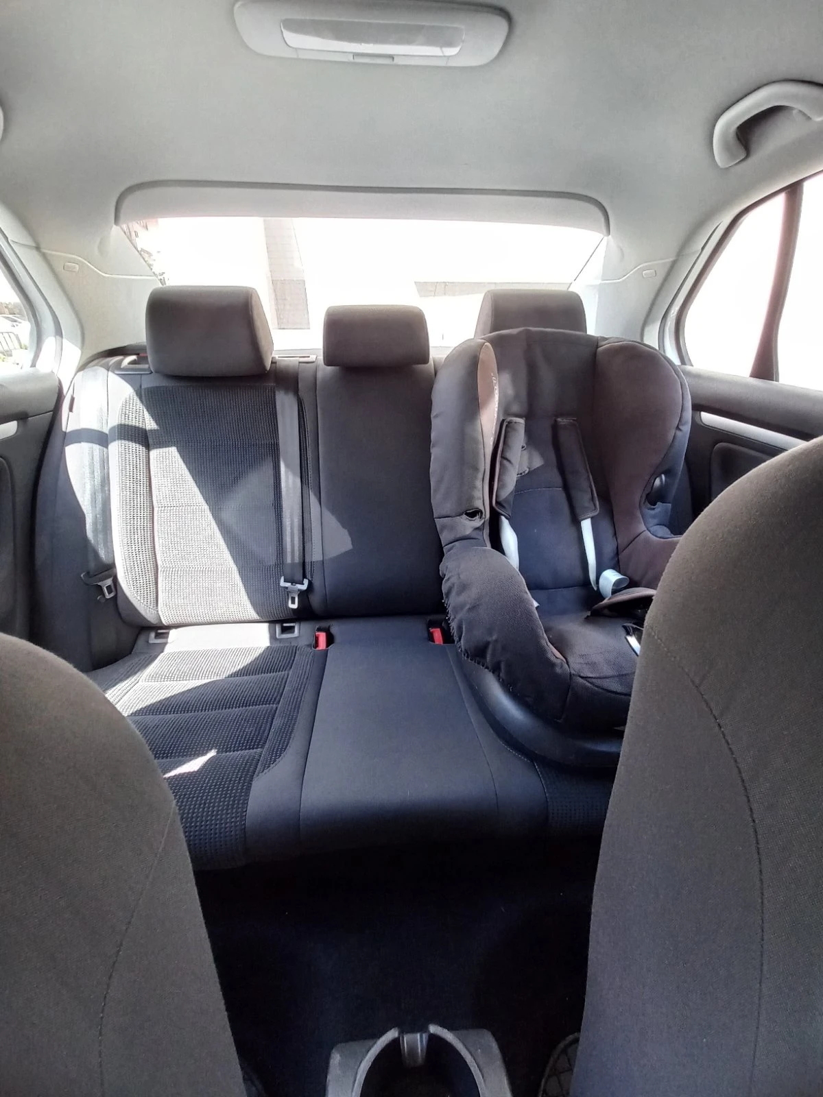 VW Jetta 2.0 TDI - изображение 4
