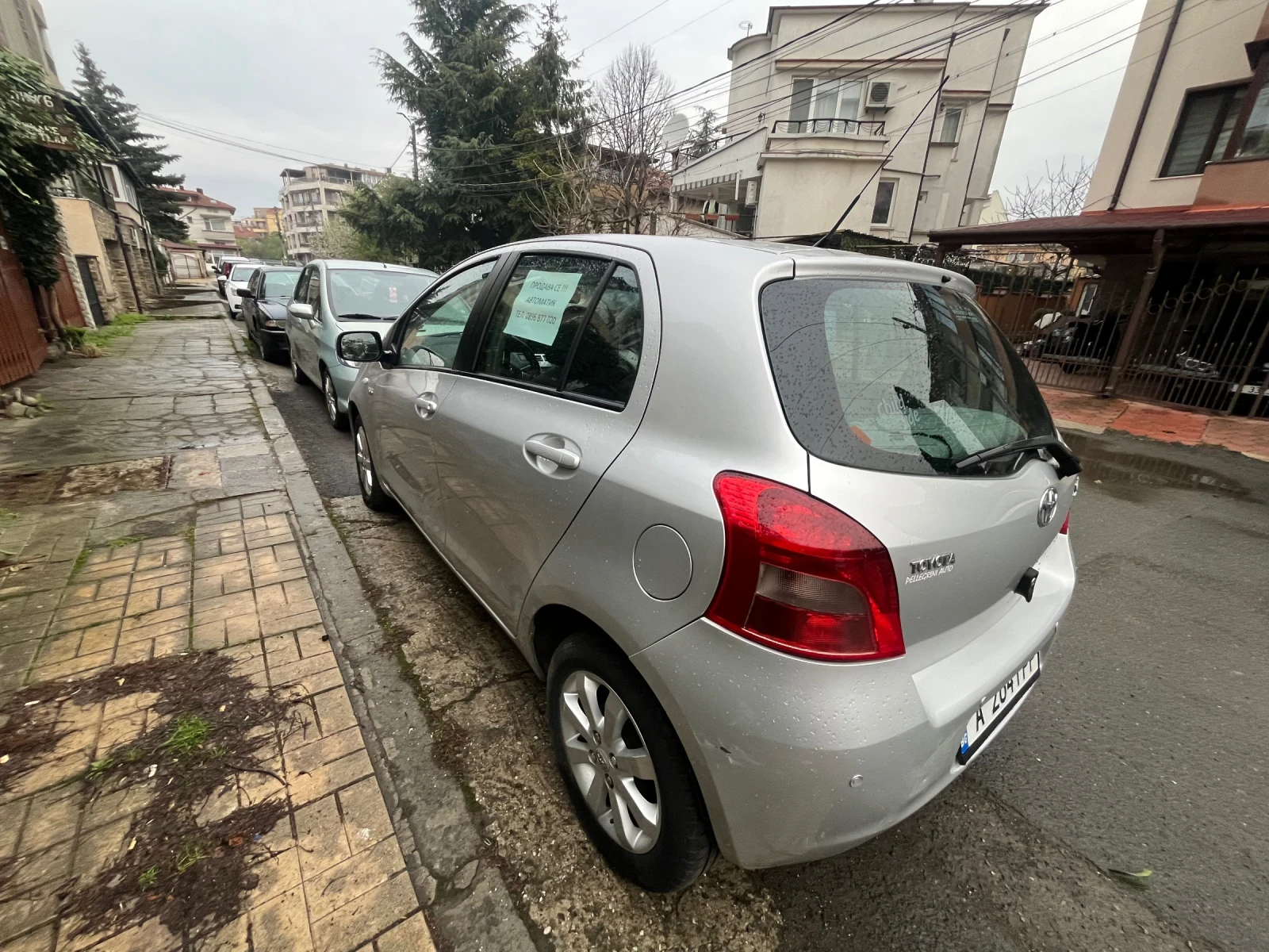 Toyota Yaris  - изображение 5