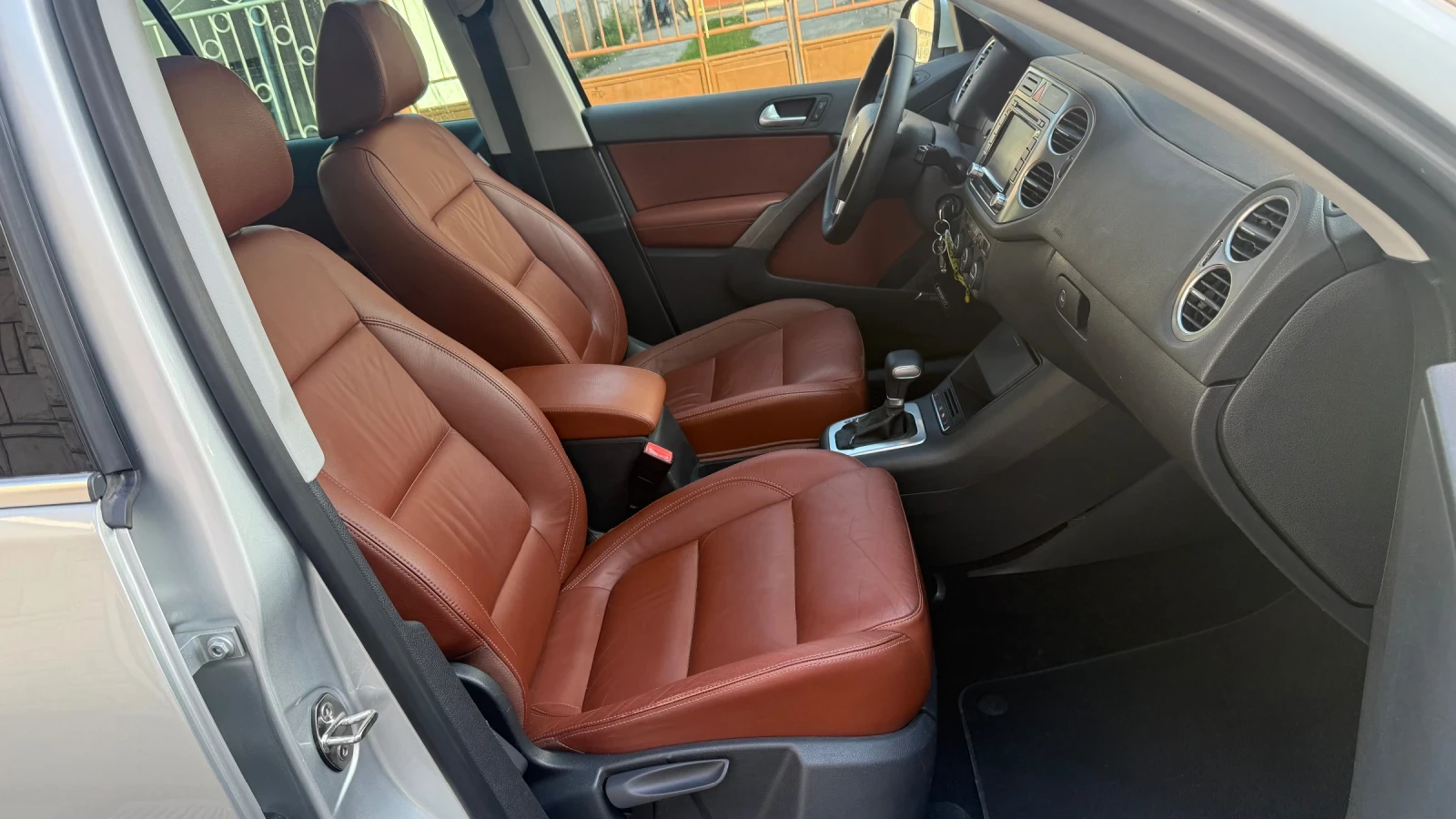 VW Tiguan ВСИЧКИ ЕКСТРИ 4х4 - изображение 8