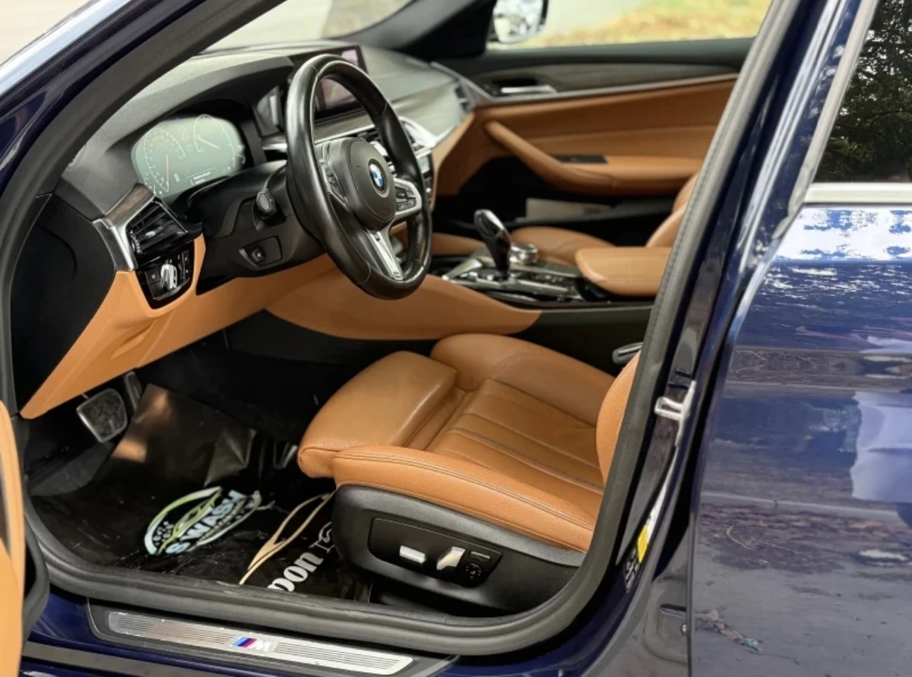 BMW 530 M-pack* Head-up* pano* X-DRIVE* подгрев - изображение 9