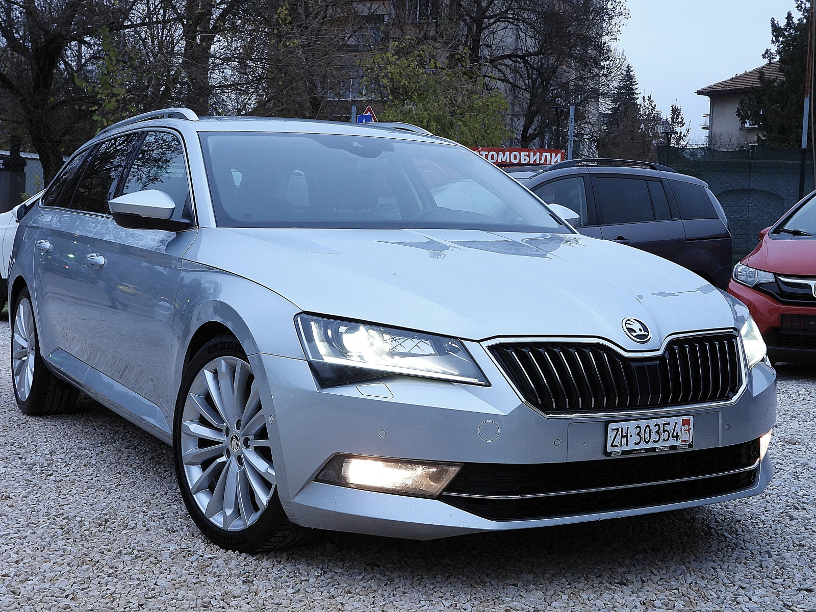 Skoda Superb 2.0-///LANE ASSIST/BLISS | Mobile.bg   3