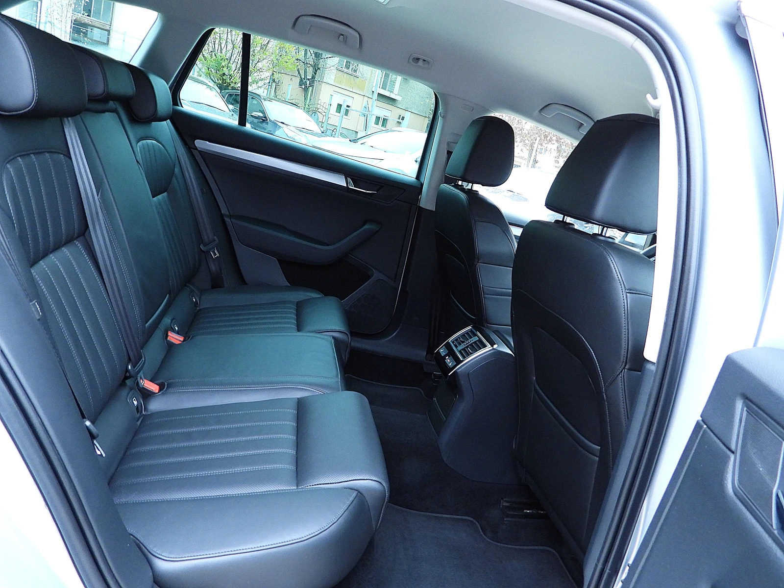 Skoda Superb 2.0-///LANE ASSIST/BLISS | Mobile.bg   15