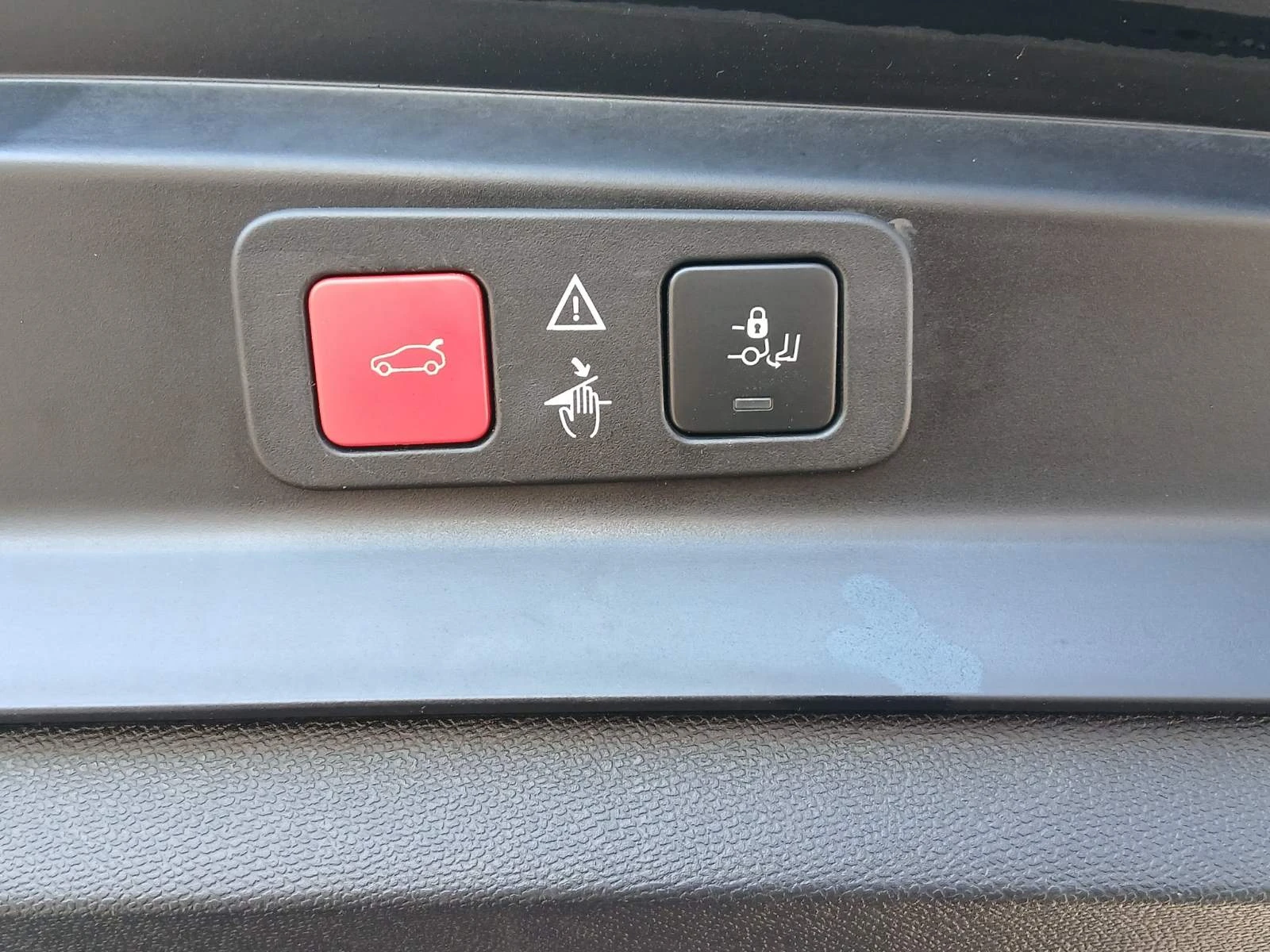 Peugeot 5008 6+ 1 New Line Up ALLURE PACK 1.5 BlueHDi 130 hp | Mobile.bg � ����������� 15