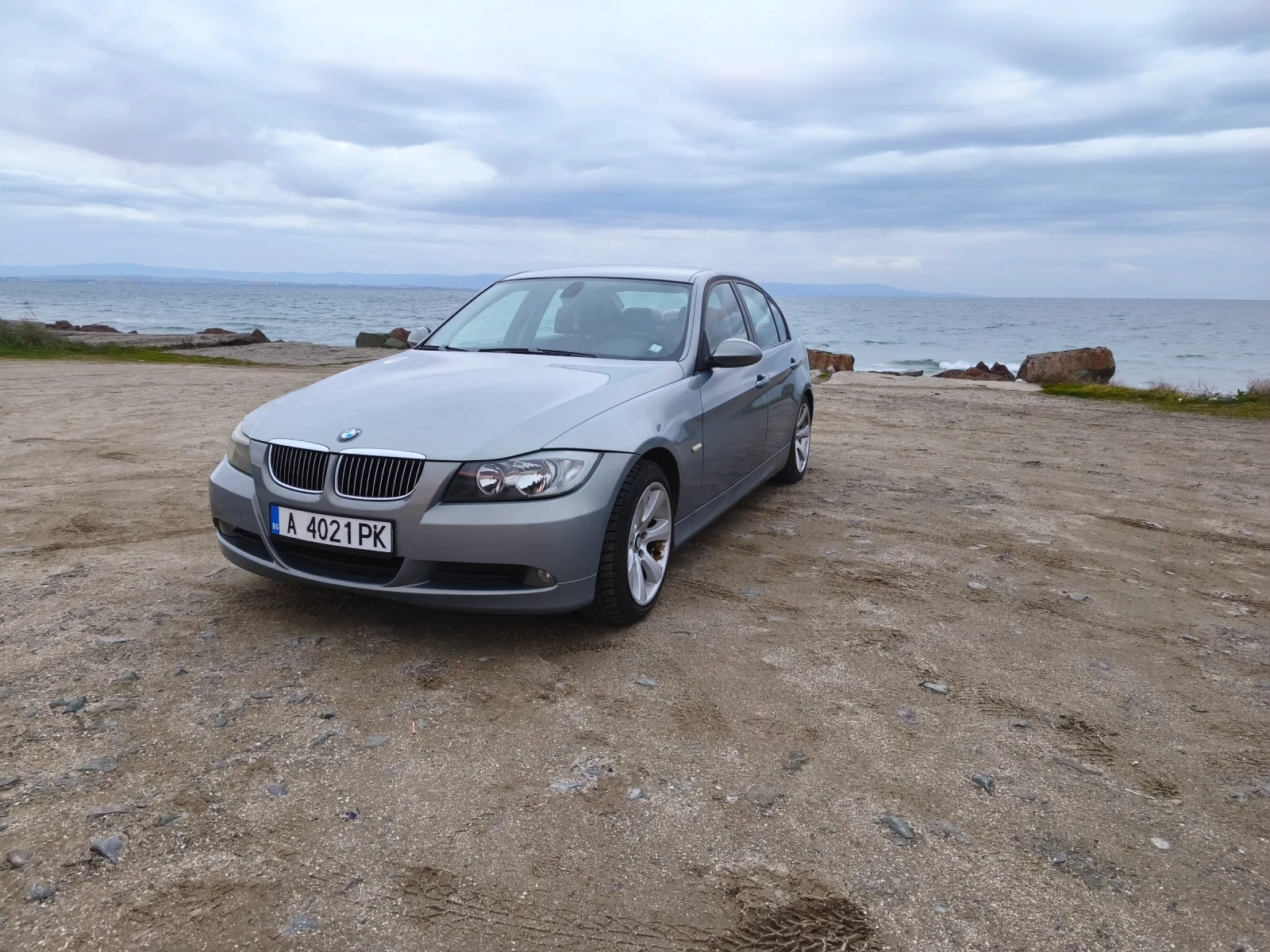 BMW 318 E90, LPG, снимка 7 - Автомобили и джипове - 53938976