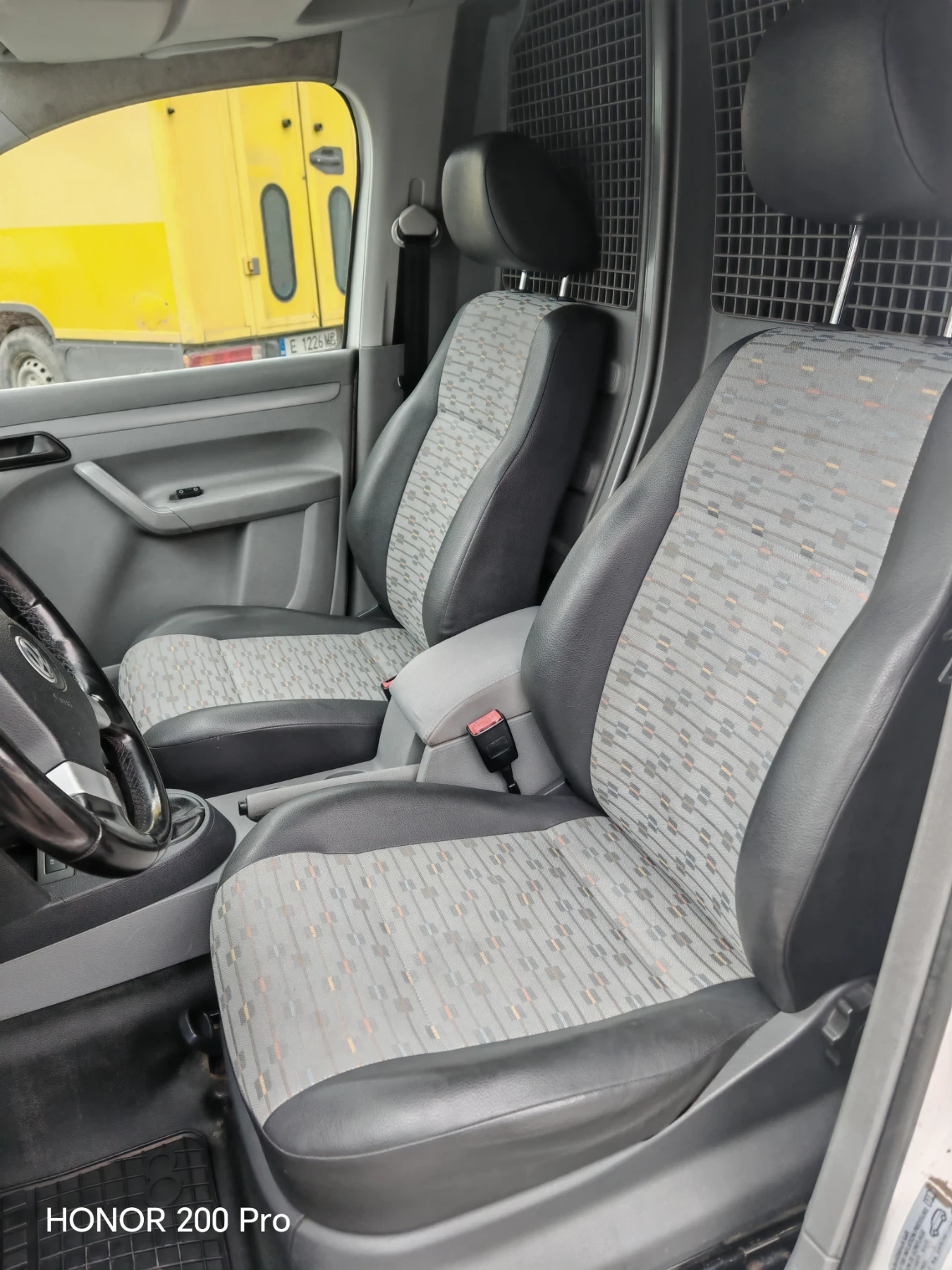 VW Caddy 2.0 ГАЗ, снимка 5 - Автомобили и джипове - 54208861