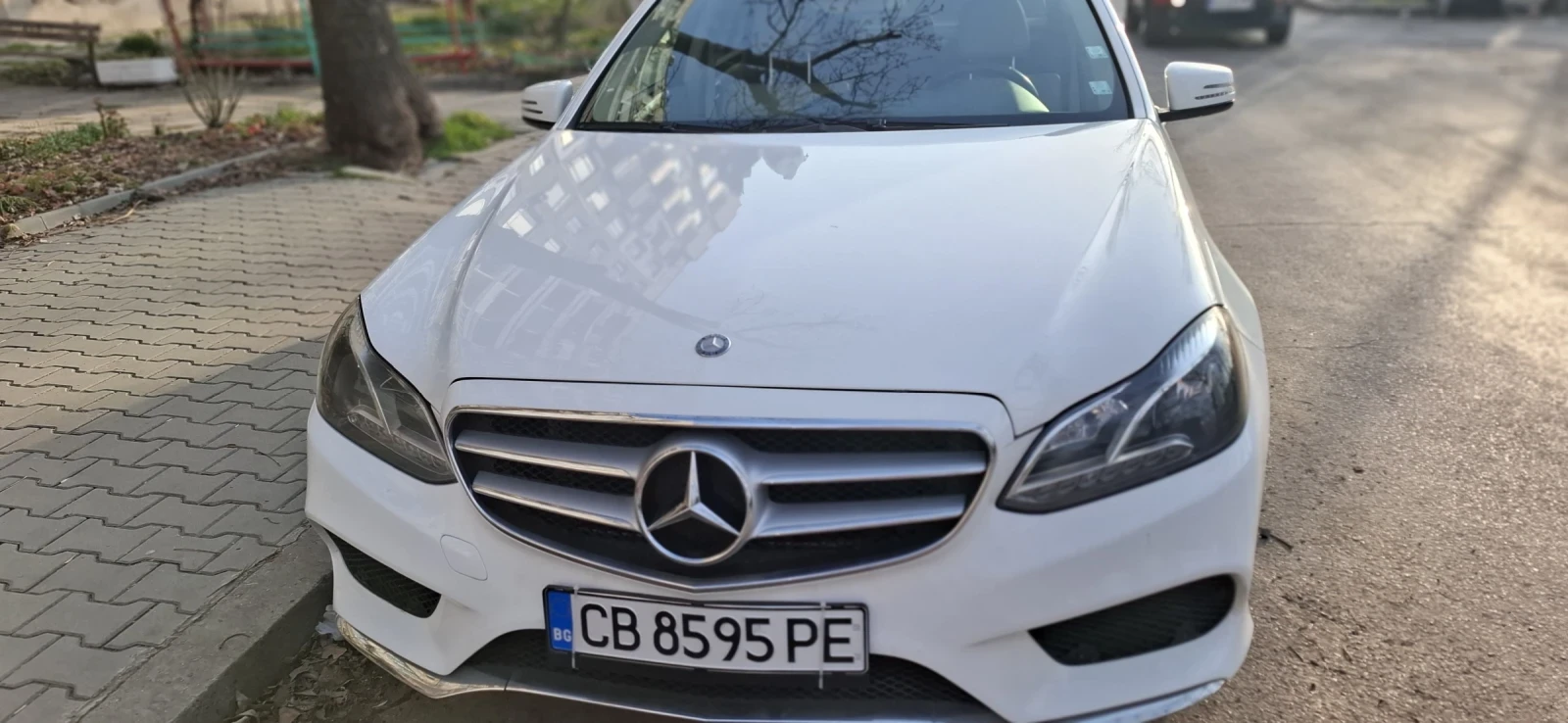 Mercedes-Benz E 350 AMG ЛИЗИНГ Подгрев LED, снимка 2 - Автомобили и джипове - 54231548