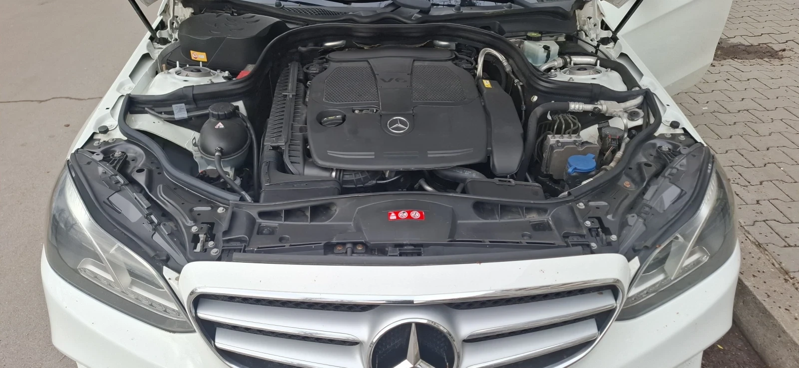 Mercedes-Benz E 350 AMG ЛИЗИНГ Подгрев LED, снимка 9 - Автомобили и джипове - 54231548