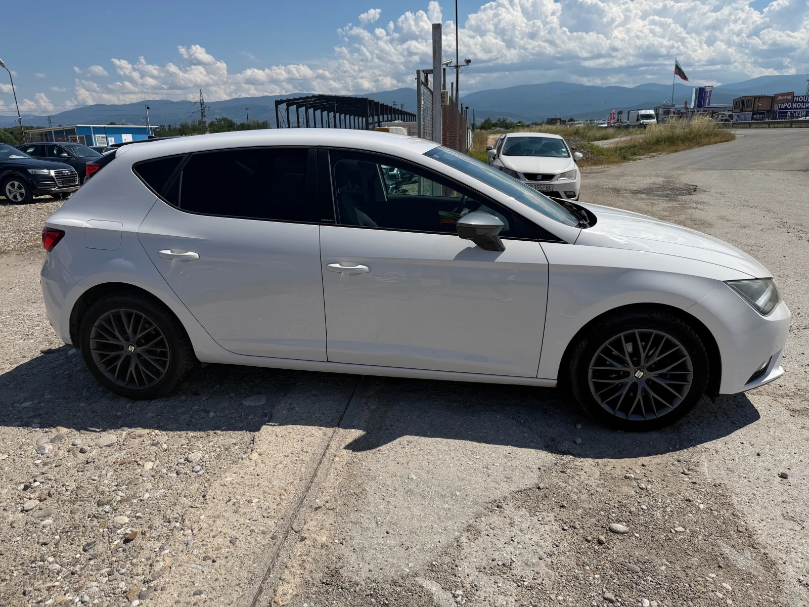 Seat Leon 1.4 TGI, снимка 5 - Автомобили и джипове - 54835653