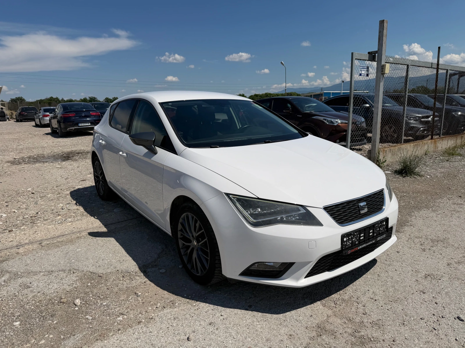 Seat Leon 1.4 TGI, снимка 4 - Автомобили и джипове - 54835653