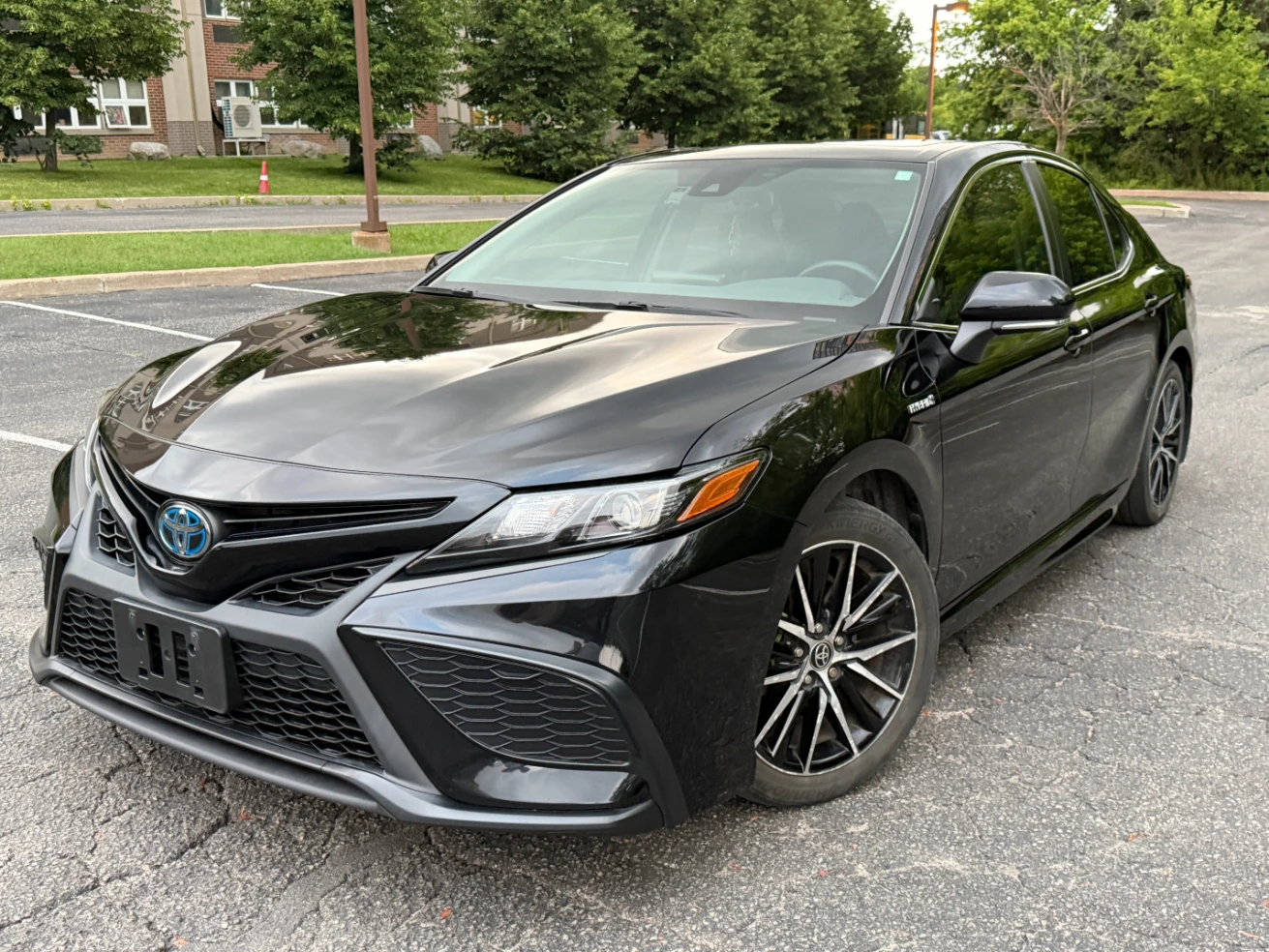 Toyota Camry Hybrid * ПАНОРАМА * ПОДГРЕВИ * CARFAX * АВТО КРЕДИ