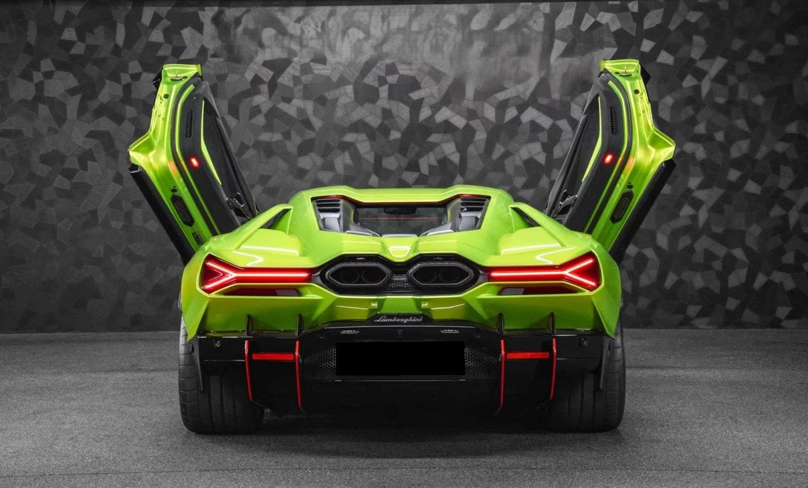 Lamborghini Revuelto 6.5 V12 HPEV / CERAMIC / CARBON / LIFT / SONUS / | Mobile.bg � ����������� 6
