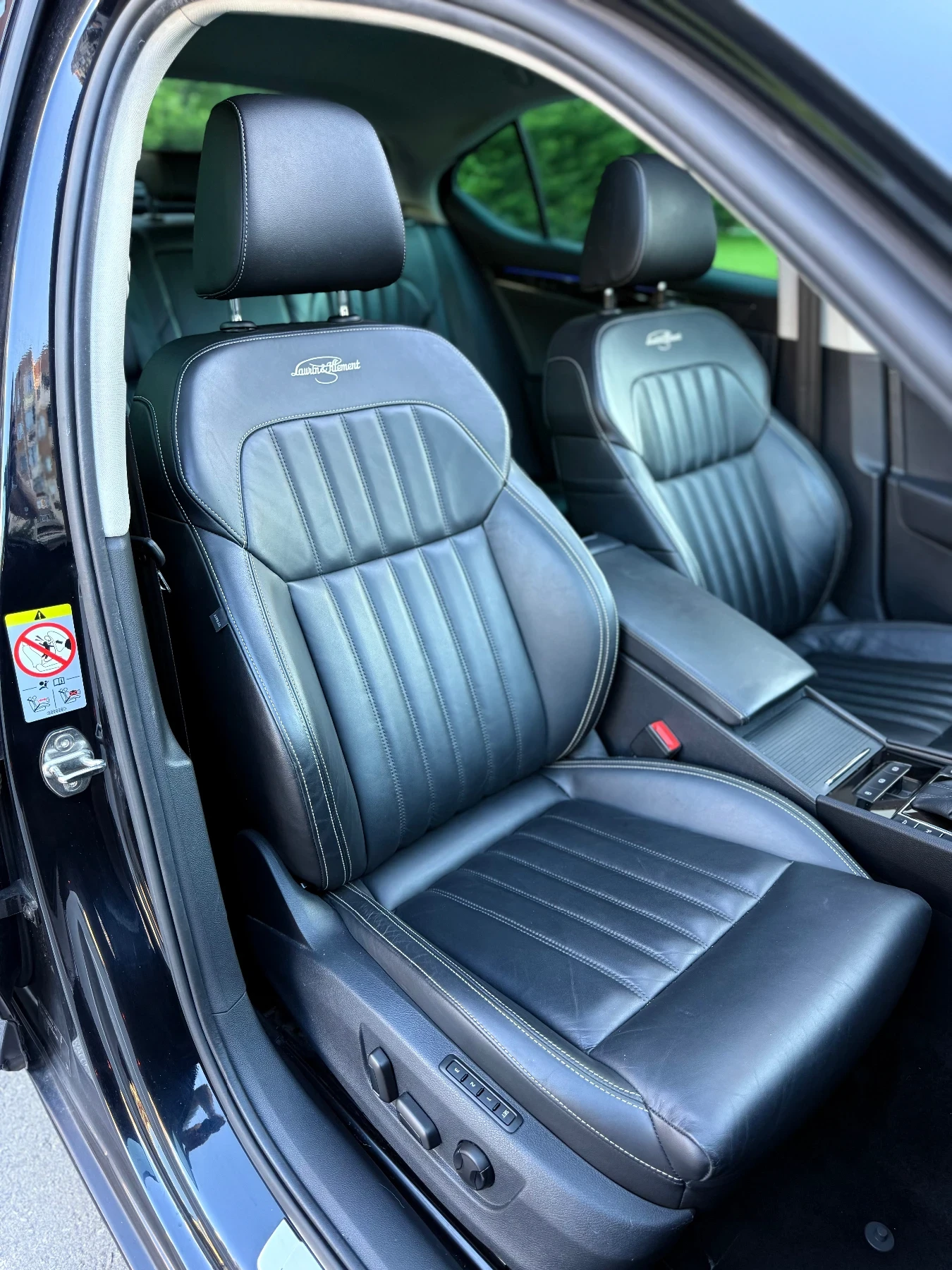 Skoda Superb 2.0TDI 190 L&K, снимка 13 - Автомобили и джипове - 55645091