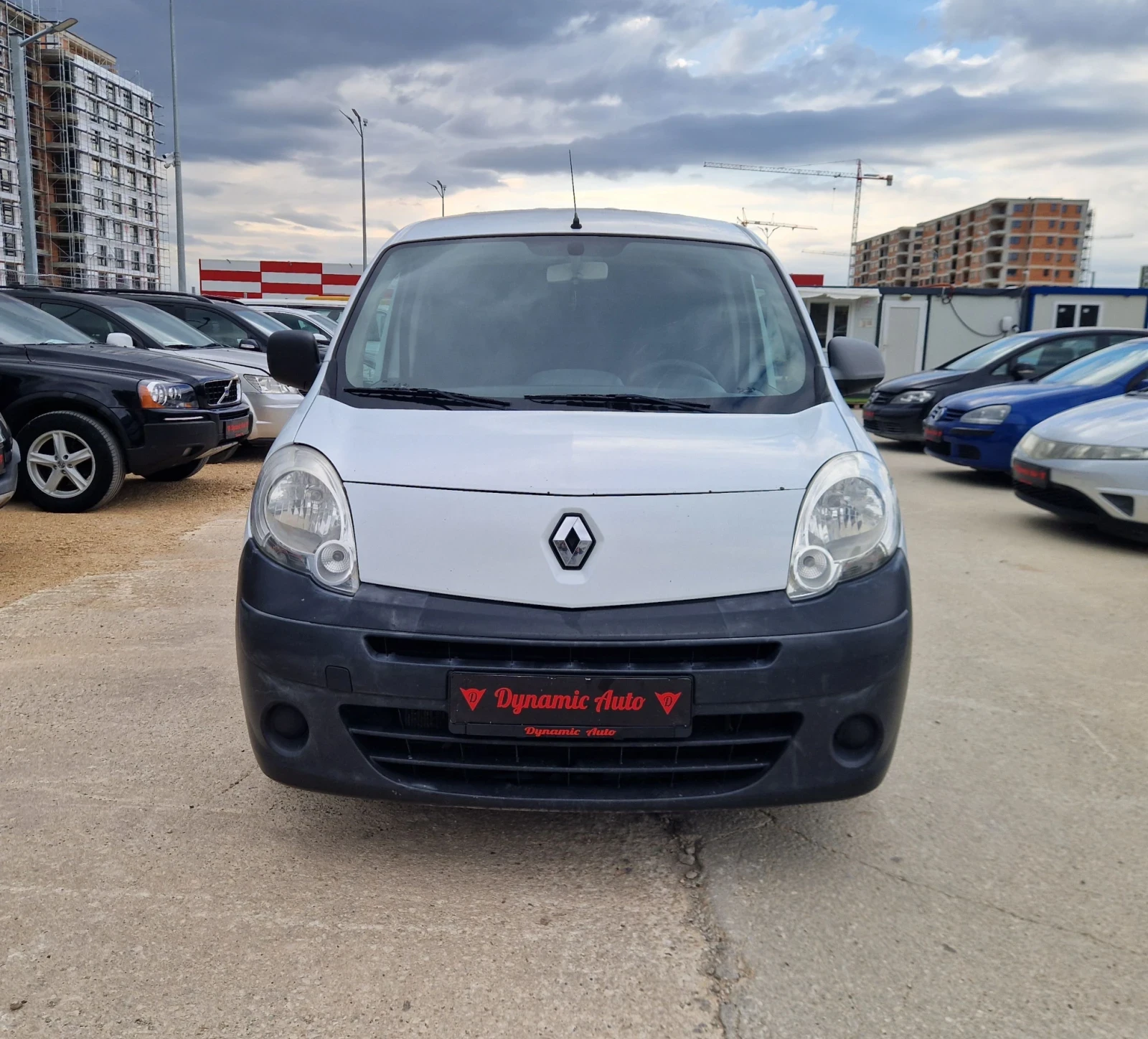 Renault Kangoo 1.5 тди / Бартер/ Лизинг / , снимка 2 - Автомобили и джипове - 56267708