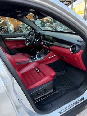 Alfa Romeo Stelvio Q4 Ti Sport, снимка 13