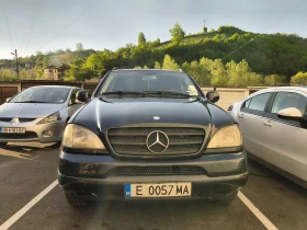  Mercedes-Benz ML 230