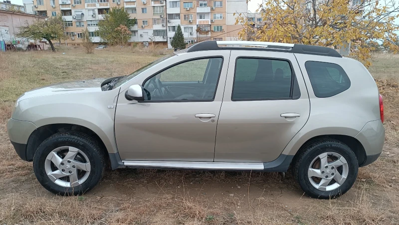 Dacia Duster, снимка 5 - Автомобили и джипове - 47981515